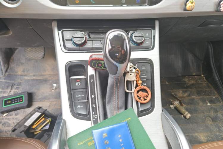 Used Geely Auto Emgrand X7 Sport 2016 1.8TD Automatic ZhiZun Version Gear Lever