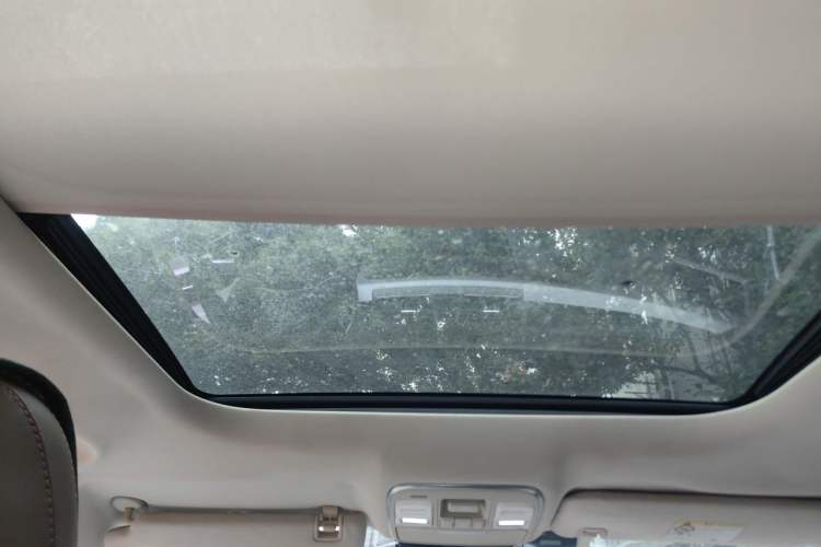 Used Geely Auto Emgrand X7 Sport 2016 1.8TD Automatic ZhiZun Version Headliner