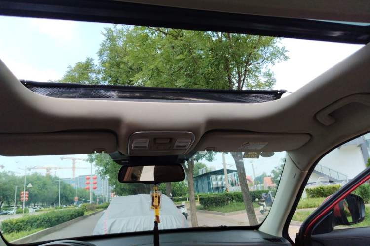 Used Geely Auto Emgrand X7 Sport 2016 1.8TD Automatic ZhiZun Version Headliner