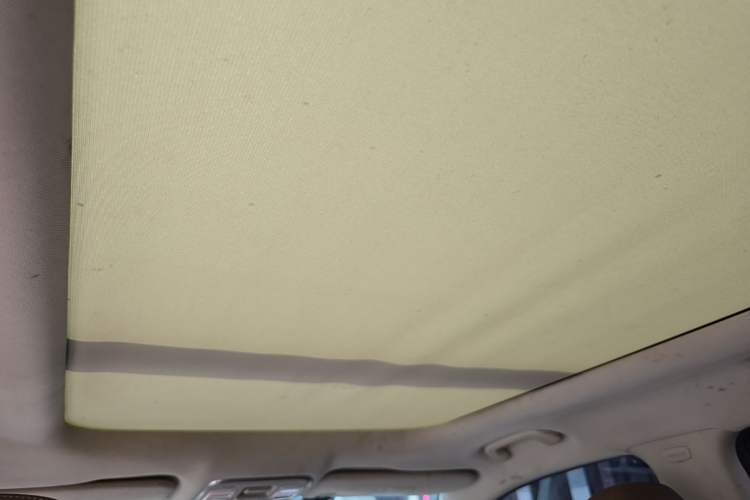 Used Geely Auto Emgrand X7 Sport 2016 1.8TD Automatic ZhiZun Version Headliner