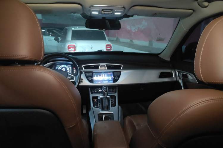 Used Geely Auto Emgrand X7 Sport 2016 1.8TD Automatic ZhiZun Version Headliner
