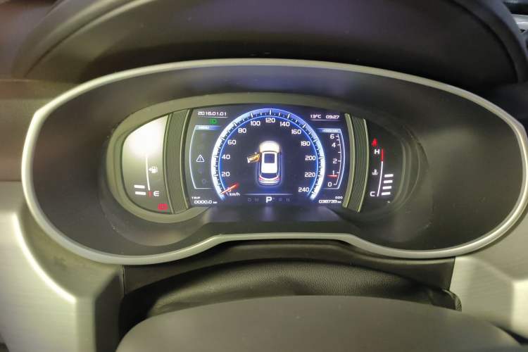 Used Geely Auto Emgrand X7 Sport 2016 1.8TD Automatic ZhiZun Version Instrument Cluster
