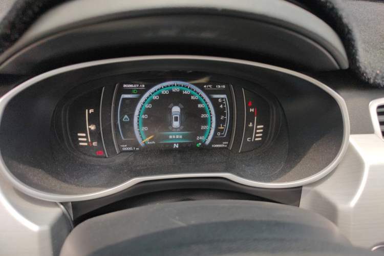 Used Geely Auto Emgrand X7 Sport 2016 1.8TD Automatic Smart Connectivity Version Instrument Cluster