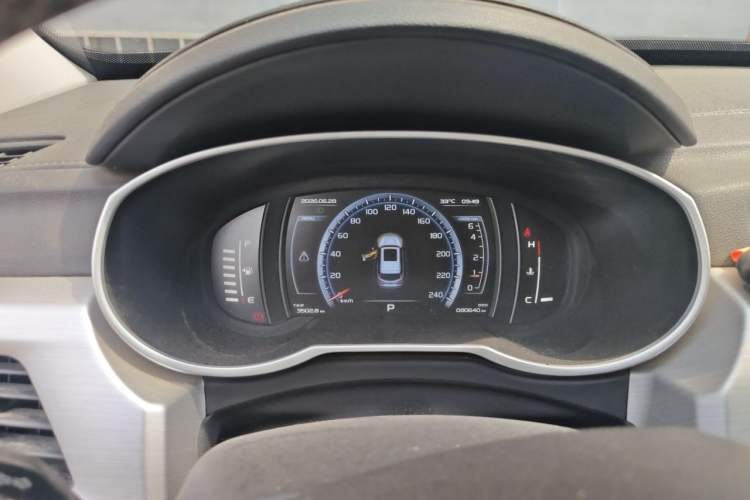 Used Geely Auto Emgrand X7 Sport 2016 1.8TD Automatic Smart Connectivity Version Instrument Cluster