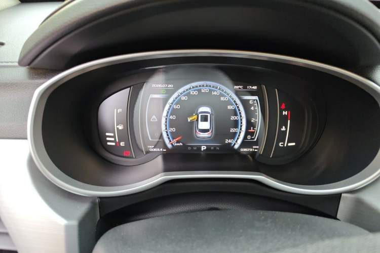 Used Geely Auto Emgrand X7 Sport 2016 1.8TD Automatic ZhiZun Version Instrument Cluster