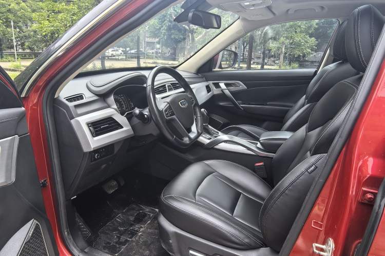 Used Geely Auto Emgrand X7 Sport 2016 1.8TD Automatic Smart Model Interior 11