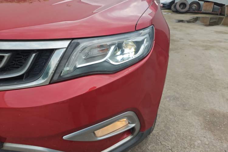 Used Geely Auto Emgrand X7 Sport 2016 1.8TD Automatic Smart Model Left Front Headlight