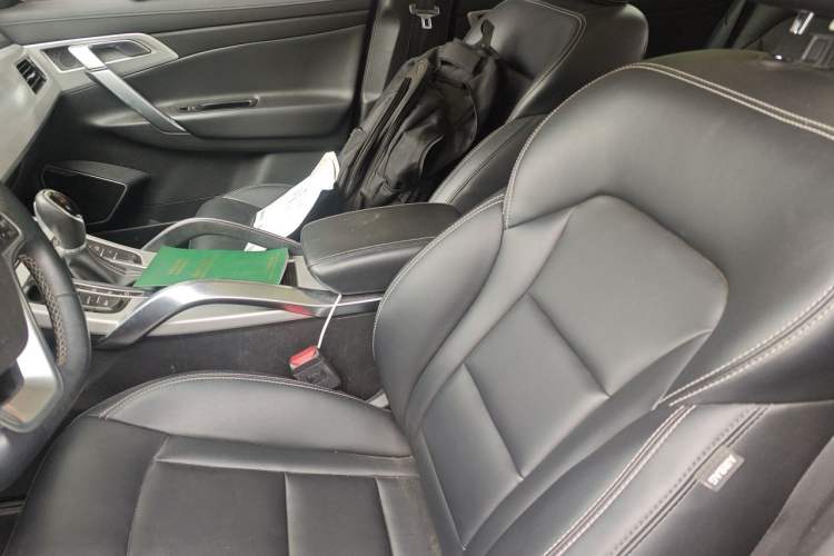 Used Geely Auto Emgrand X7 Sport 2016 1.8TD Automatic Smart Connectivity Version Left Front Seat