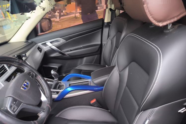 Used Geely Auto Emgrand X7 Sport 2016 2.0L Manual Smart Connect Version Left Front Seat