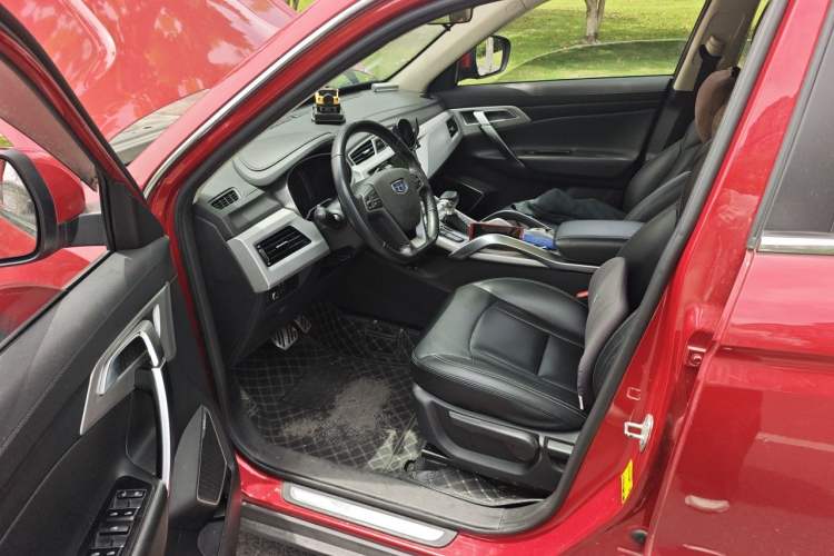 Used Geely Auto Emgrand X7 Sport 2016 1.8TD Automatic Smart Connectivity Version Left Front Seat