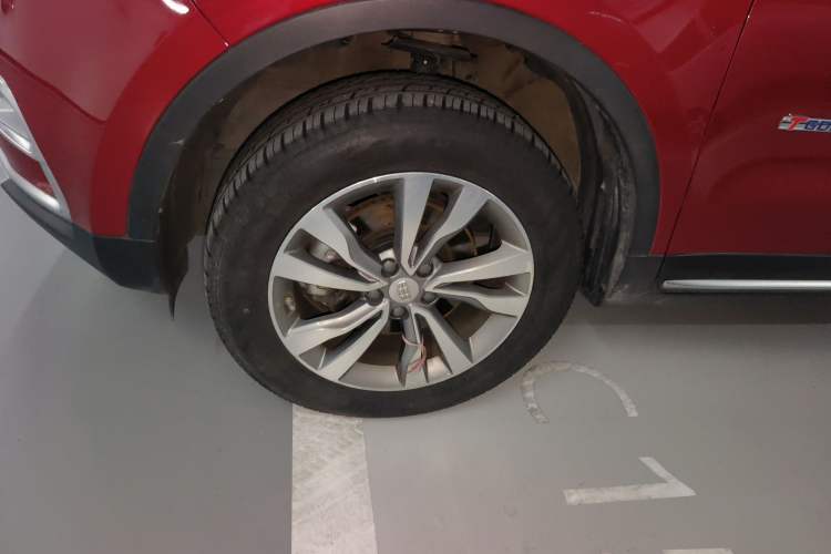 Used Geely Auto Emgrand X7 Sport 2016 1.8TD Automatic ZhiZun Version Left Front Wheel Hub
