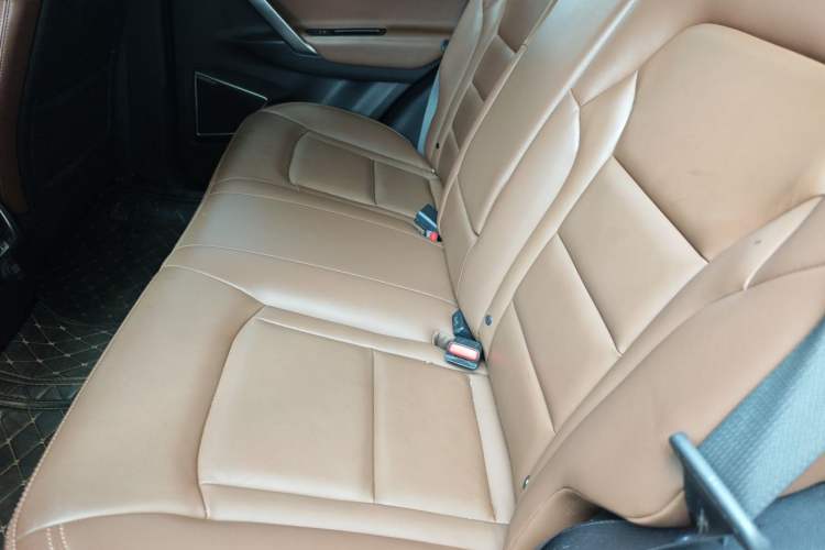 Used Geely Auto Emgrand X7 Sport 2016 1.8TD Automatic ZhiZun Version Left Rear Seat