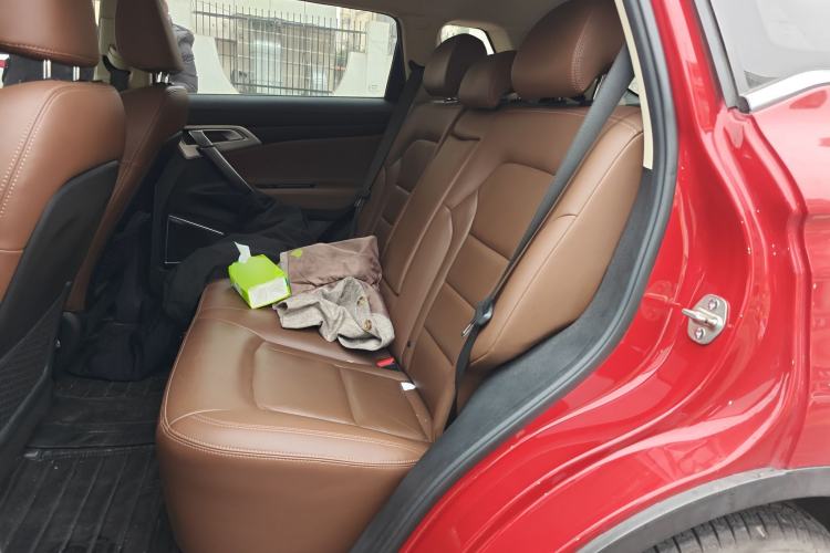 Used Geely Auto Emgrand X7 Sport 2016 1.8TD Automatic ZhiZun Version Left Rear Seat