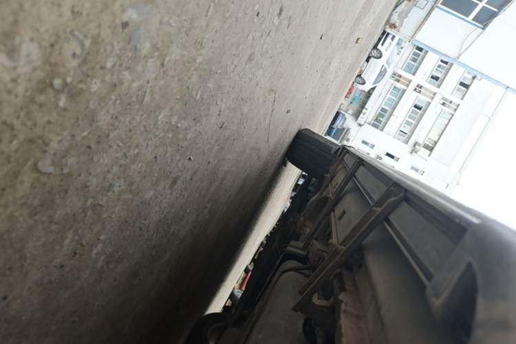 Used Geely Auto Emgrand X7 Sport 2016 1.8TD Automatic Smart Model Left Side Sill