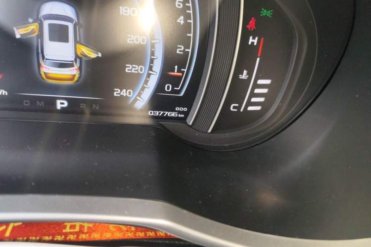 Used Geely Auto Emgrand X7 Sport 2016 1.8TD Automatic ZhiZun Version Odometer Close Up