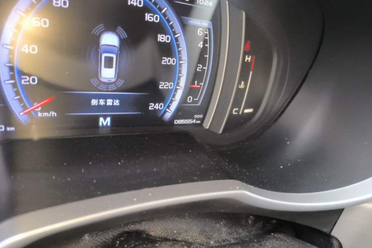 Used Geely Auto Emgrand X7 Sport 2016 2.0L Manual Smart Connect Version Odometer Close Up