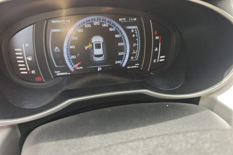 Used Geely Auto Emgrand X7 Sport 2016 1.8TD Automatic Smart Connectivity Version Odometer Close Up