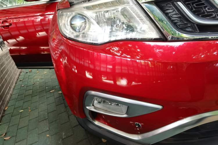 Used Geely Auto Emgrand X7 Sport 2016 2.0L Manual Smart Connect Version Right Front Headlight