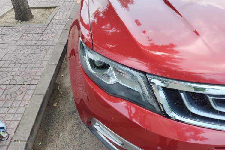 Used Geely Auto Emgrand X7 Sport 2016 1.8TD Automatic ZhiZun Version Right Front Headlight