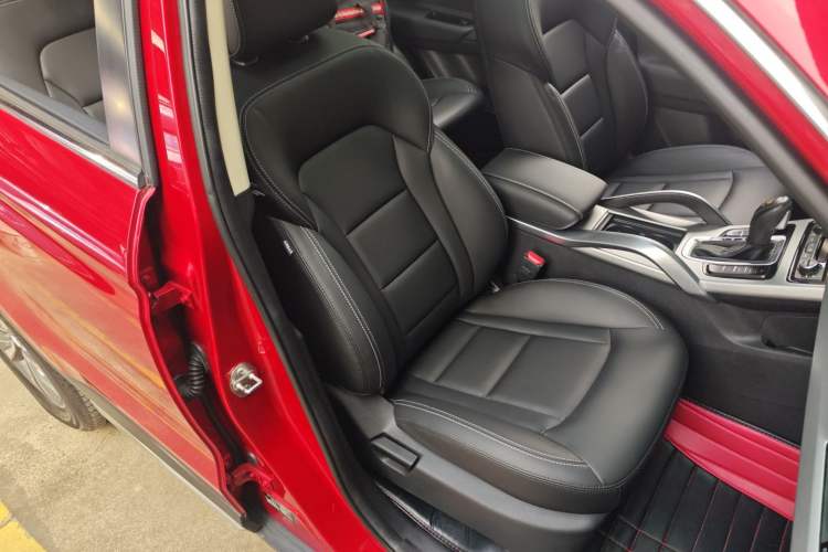 Used Geely Auto Emgrand X7 Sport 2016 1.8TD Automatic Smart Model Right Front Seat