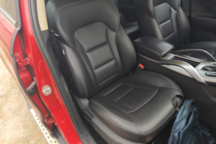 Used Geely Auto Emgrand X7 Sport 2016 1.8TD Automatic Smart Model Right Front Seat