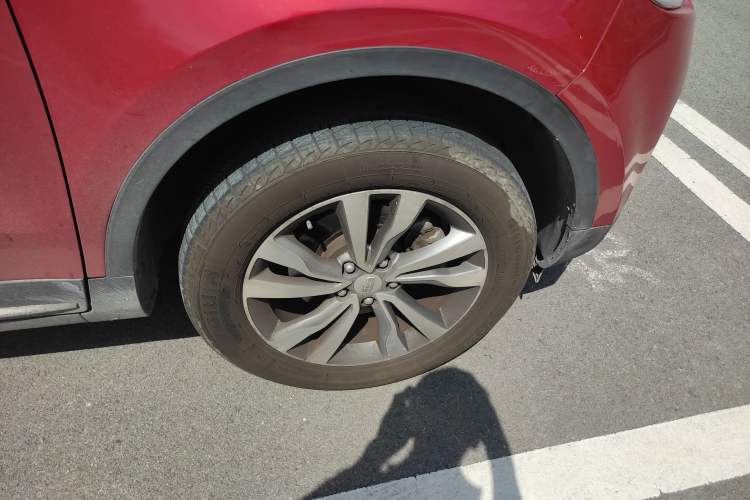 Used Geely Auto Emgrand X7 Sport 2016 2.0L Manual ZhiShang Version Right Front Wheel Hub