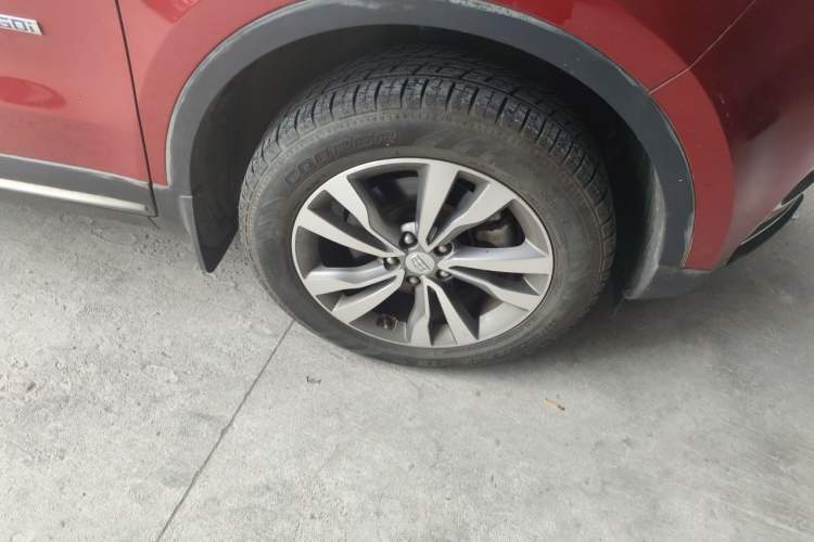 Used Geely Auto Emgrand X7 Sport 2016 1.8TD Automatic ZhiZun Version Right Front Wheel Hub