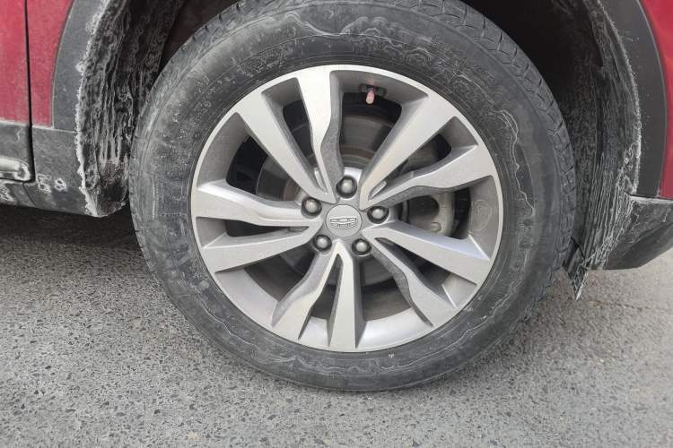 Used Geely Auto Emgrand X7 Sport 2016 2.0L Manual ZhiShang Version Right Front Wheel Hub