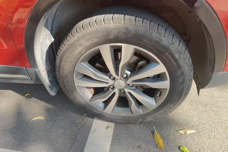 Used Geely Auto Emgrand X7 Sport 2016 1.8TD Automatic ZhiZun Version Right Front Wheel Hub