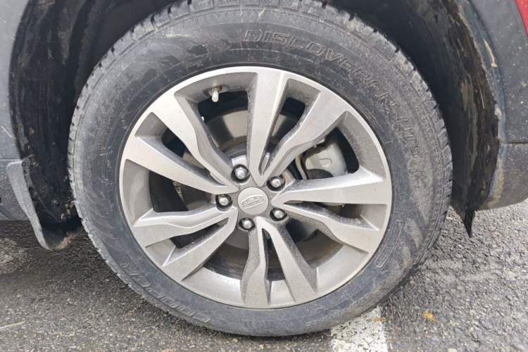 Used Geely Auto Emgrand X7 Sport 2016 1.8TD Automatic ZhiZun Version Right Front Wheel Hub