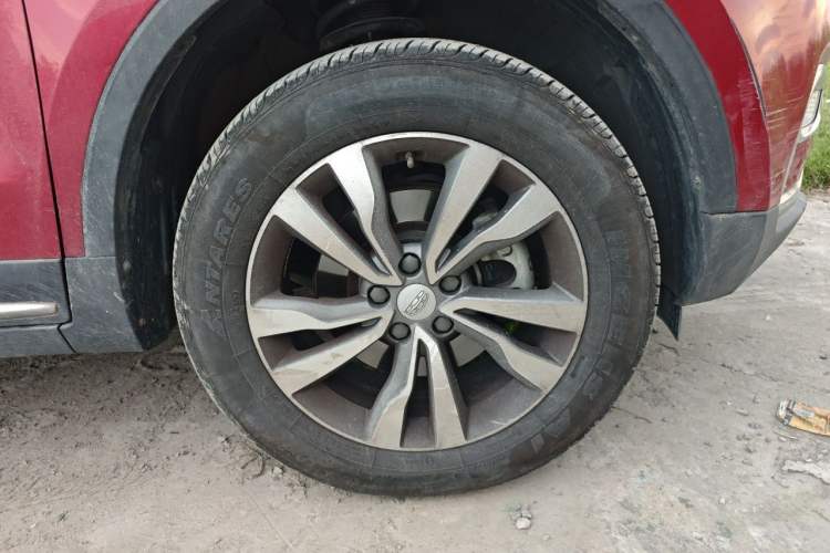Used Geely Auto Emgrand X7 Sport 2016 1.8TD Automatic ZhiShang Model Right Front Wheel Hub