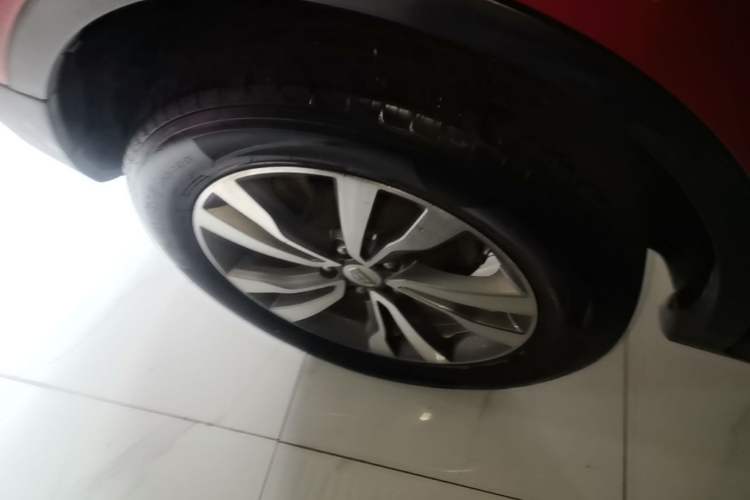 Used Geely Auto Emgrand X7 Sport 2016 1.8TD Automatic ZhiZun Version Right Rear Wheel Hub