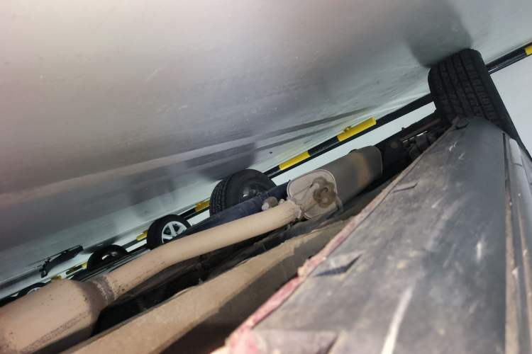 Used Geely Auto Emgrand X7 Sport 2016 1.8TD Automatic ZhiZun Version Right Side Sill