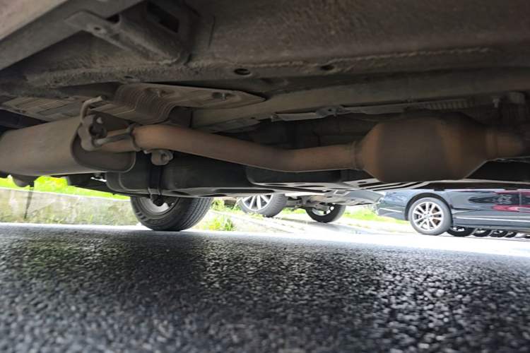 Used Geely Auto Emgrand X7 Sport 2016 1.8TD Automatic ZhiZun Version Right Side Sill