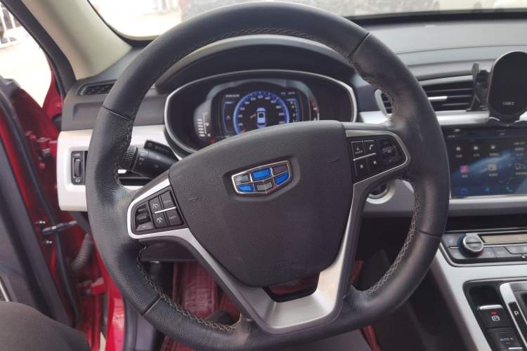 Used Geely Auto Emgrand X7 Sport 2016 1.8TD Automatic Smart Model Steering Wheel