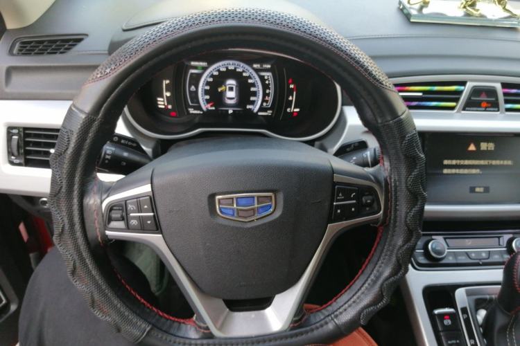 Used Geely Auto Emgrand X7 Sport 2016 1.8TD Automatic Smart Connectivity Version Steering Wheel