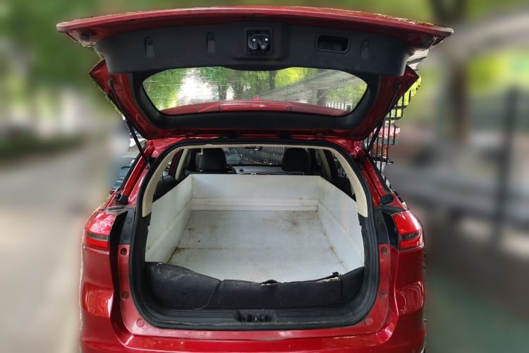 Used Geely Auto Emgrand X7 Sport 2016 2.0L Manual Smart Connect Version Trunk