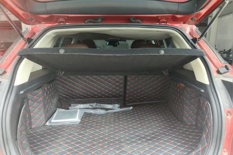 Used Geely Auto Emgrand X7 Sport 2016 1.8TD Automatic ZhiZun Version Trunk