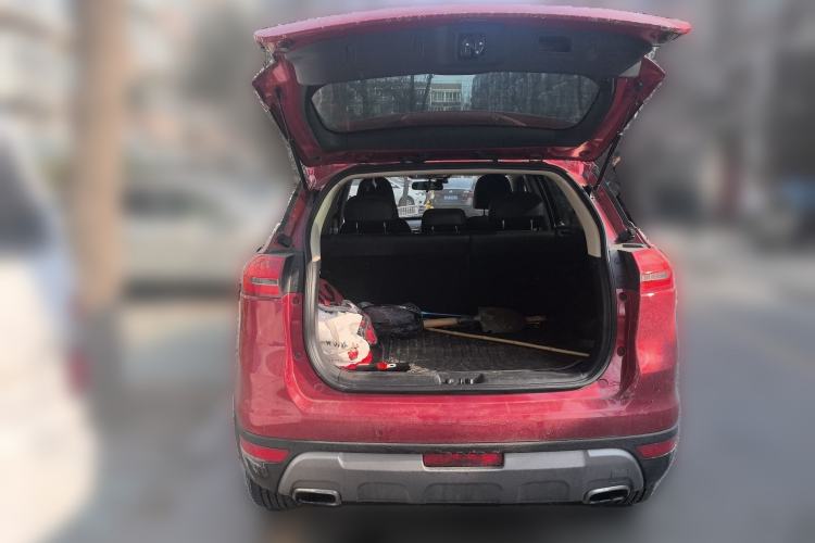 Used Geely Auto Emgrand X7 Sport 2016 2.0L Manual ZhiShang Version Trunk
