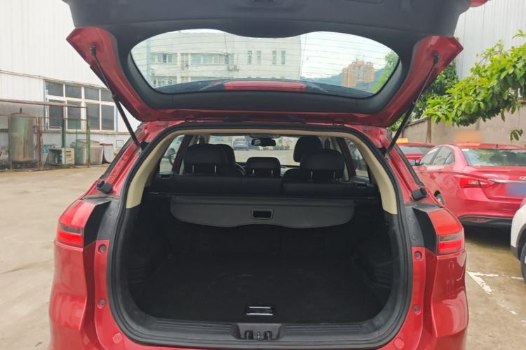 Used Geely Auto Emgrand X7 Sport 2016 1.8TD Automatic Smart Model Trunk