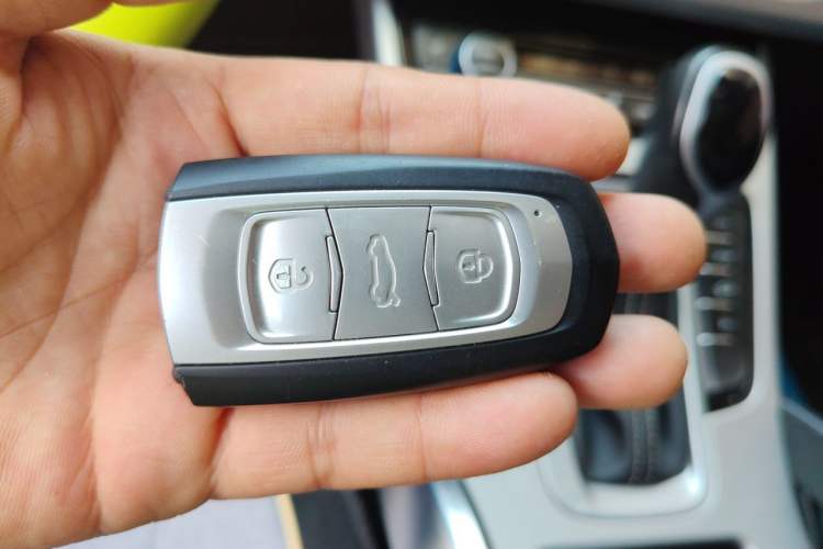 Used Geely Auto Emgrand X7 Sport 2016 1.8TD Automatic Smart Model Vehicle Key
