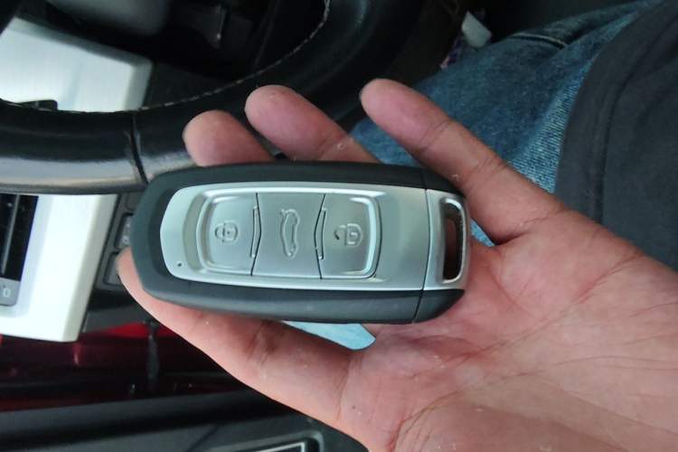 Used Geely Auto Emgrand X7 Sport 2016 1.8TD Automatic ZhiShang Model Vehicle Key