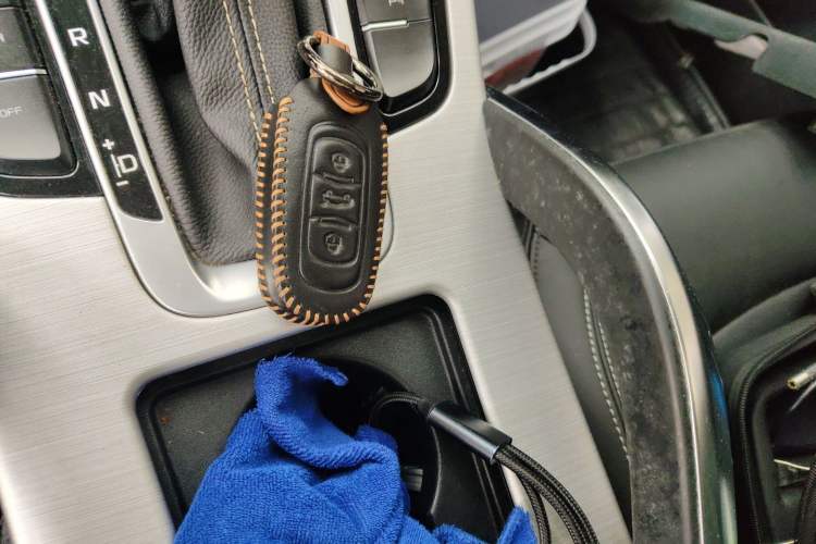 Used Geely Auto Emgrand X7 Sport 2016 1.8TD Automatic ZhiShang Model Vehicle Key
