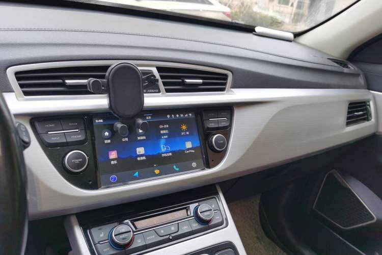Used Geely Auto Emgrand X7 Sport 2016 1.8TD Automatic ZhiZun Version Audio And AC Panel