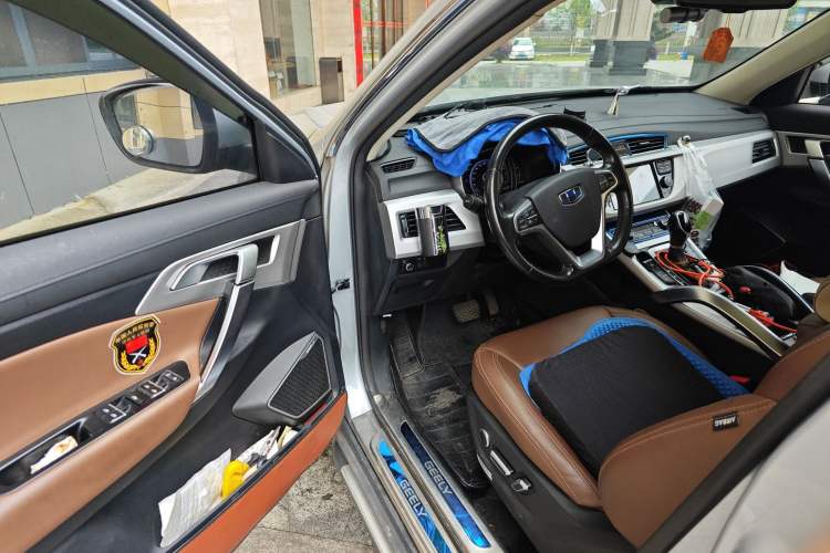 Used Geely Auto Emgrand X7 Sport 2016 1.8TD Automatic ZhiZun Version Driver Seat