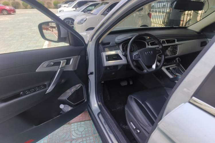 Used Geely Auto Emgrand X7 Sport 2016 1.8TD Automatic Smart Model Driver Seat