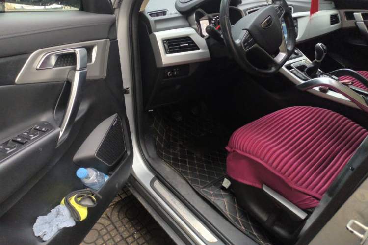 Used Geely Auto Emgrand X7 Sport 2016 2.0L Manual ZhiShang Version Driver Seat