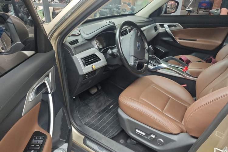 Used Geely Auto Emgrand X7 Sport 2016 1.8TD Automatic ZhiZun Version Driver Seat