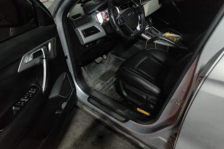 Used Geely Auto Emgrand X7 Sport 2016 1.8TD Automatic ZhiShang Model Driver Seat