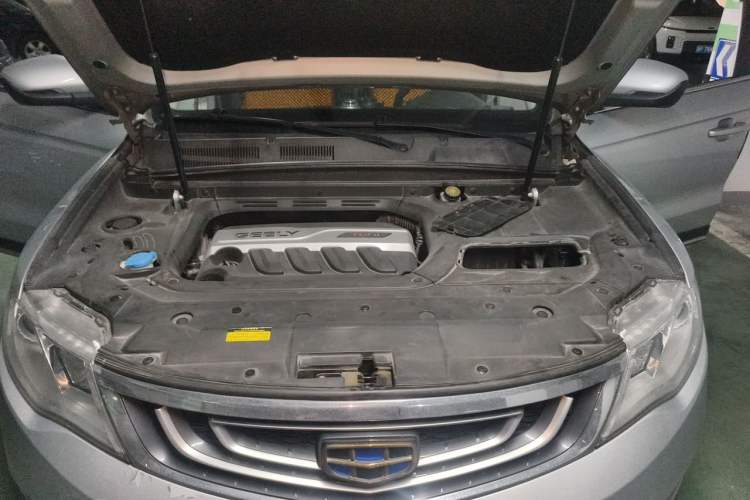 Used Geely Auto Emgrand X7 Sport 2016 1.8TD Automatic Smart Connectivity Version Engine Bay